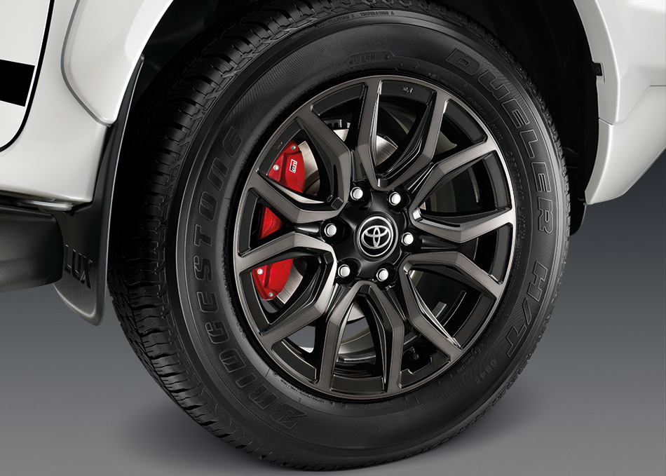 18" Alloy Wheels